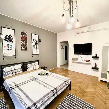 Old Town Central Studio 23 Bucharest Luaran gambar